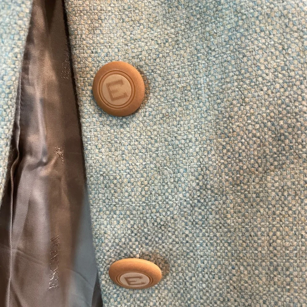 Escada Elements sage 3 Button satin lined virgin wool/Cashmere blazer women’s 38
